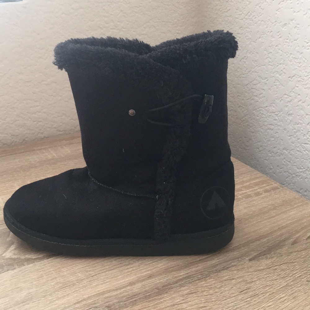 Girls boots